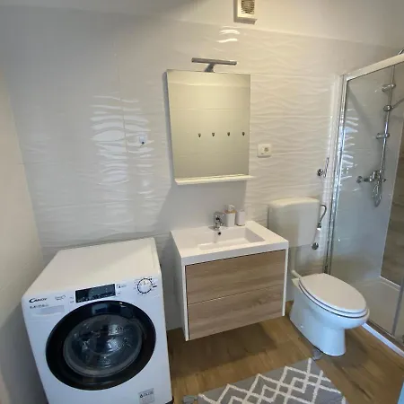 Irena 2 Apartment *