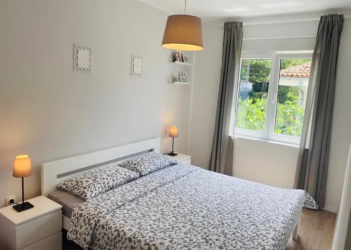 Irena 2 Apartamento Dramalj